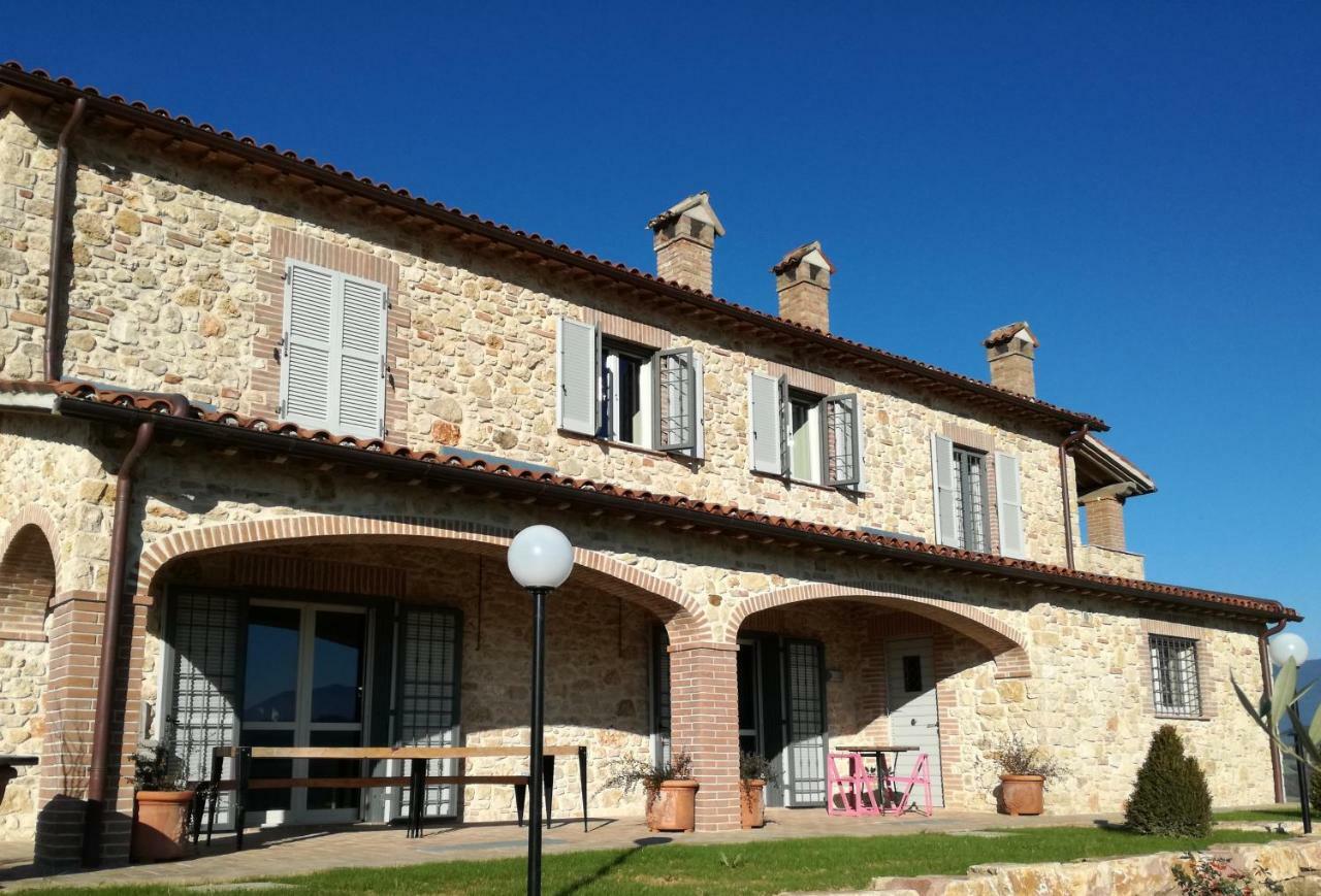Bed and Breakfast Le Logge Ritrovate Acquasparta Exterior foto